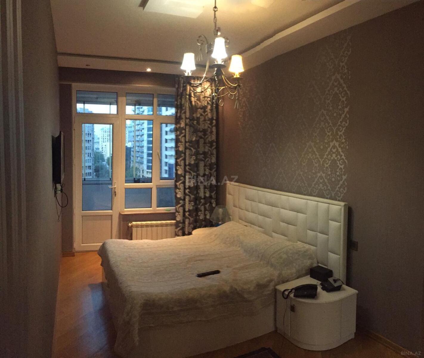 2 otaqlı Yeni tikili, Şah İsmayıl Xətai m., Bakı