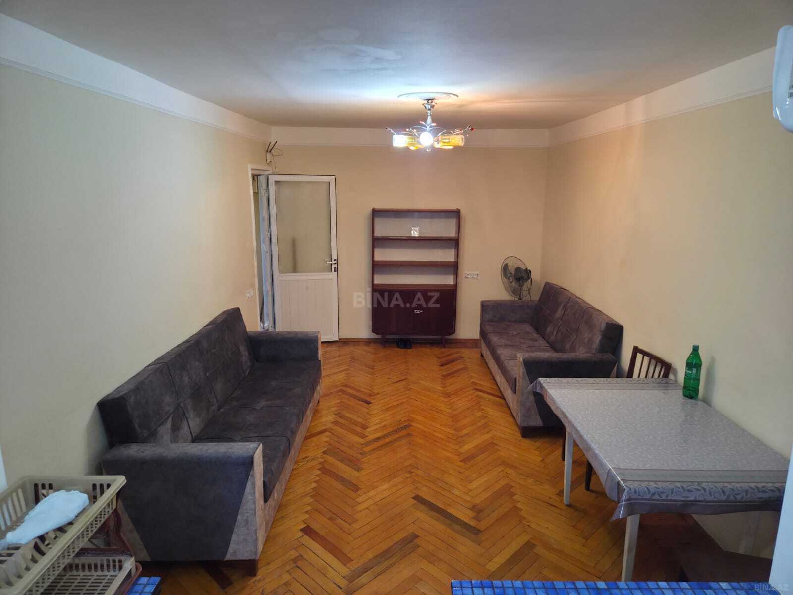 1 otaqlı Köhnə tikili, Elmlər Akademiyası m., Bakı