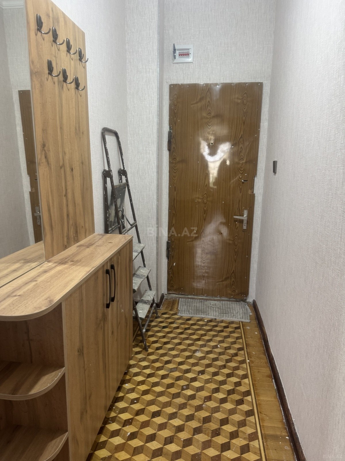 2 otaqlı Köhnə tikili, Azadlıq Prospekti m., Bakı
