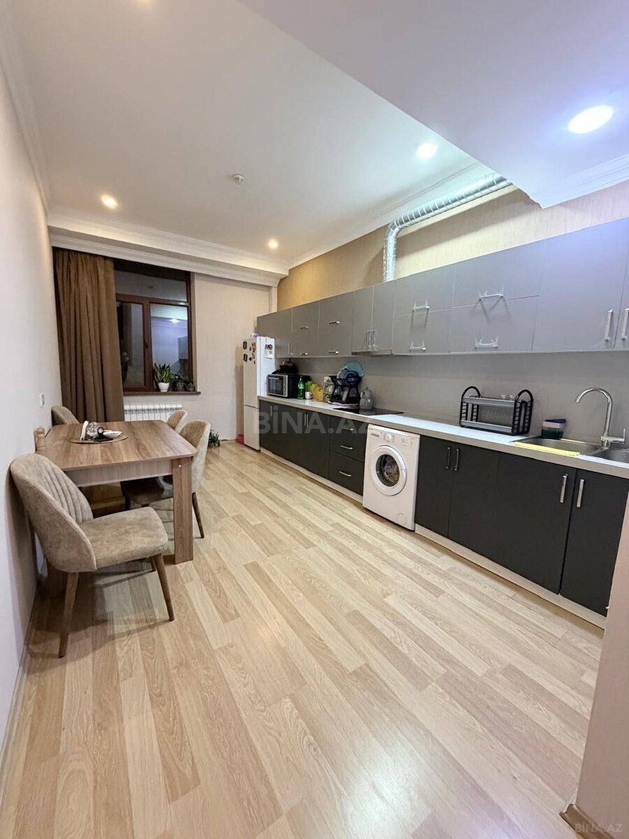3 otaqlı Yeni tikili, Koroğlu m., Bakı