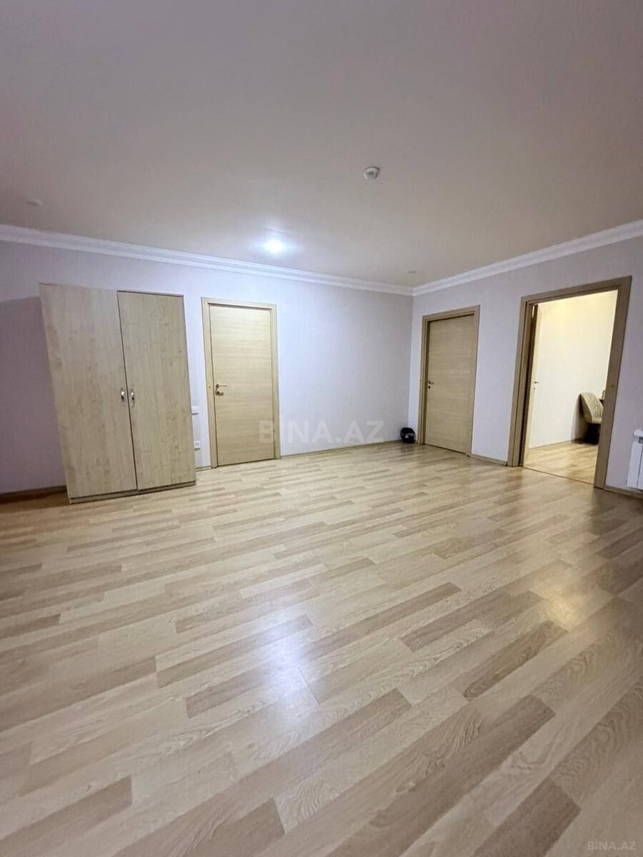 3 otaqlı Yeni tikili, Koroğlu m., Bakı