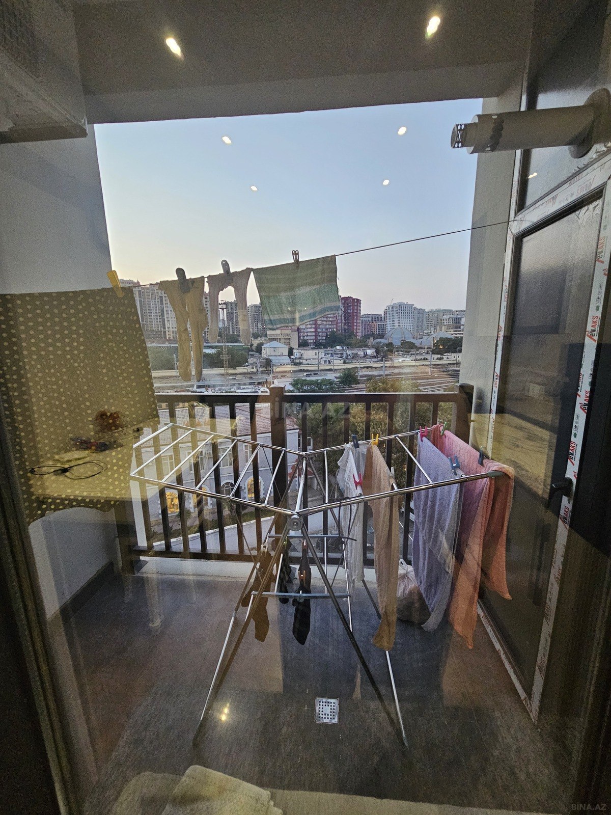 3 otaqlı Yeni tikili, 28 May m., Bakı