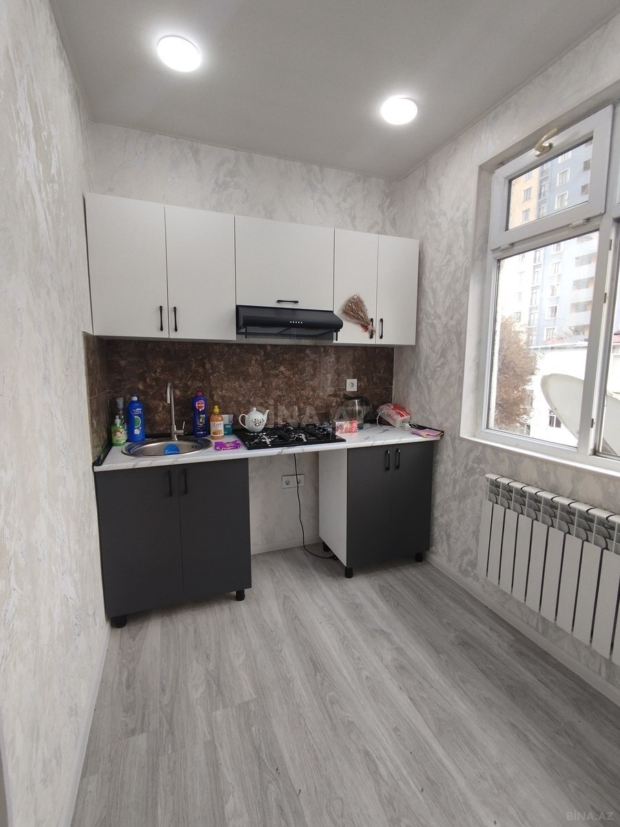 1 otaqlı Köhnə tikili, Memar Əcəmi m., Bakı