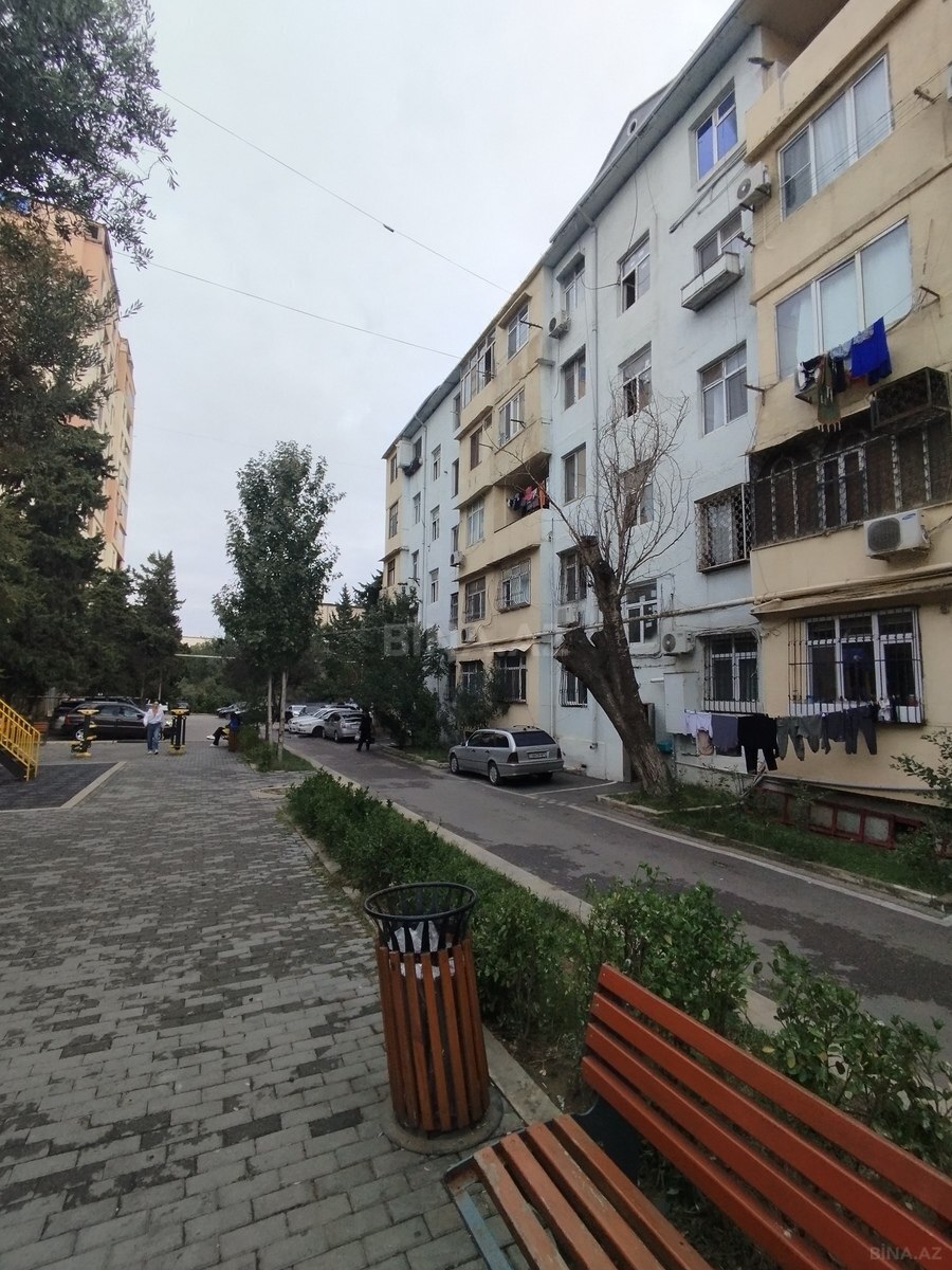 1 otaqlı Köhnə tikili, Memar Əcəmi m., Bakı