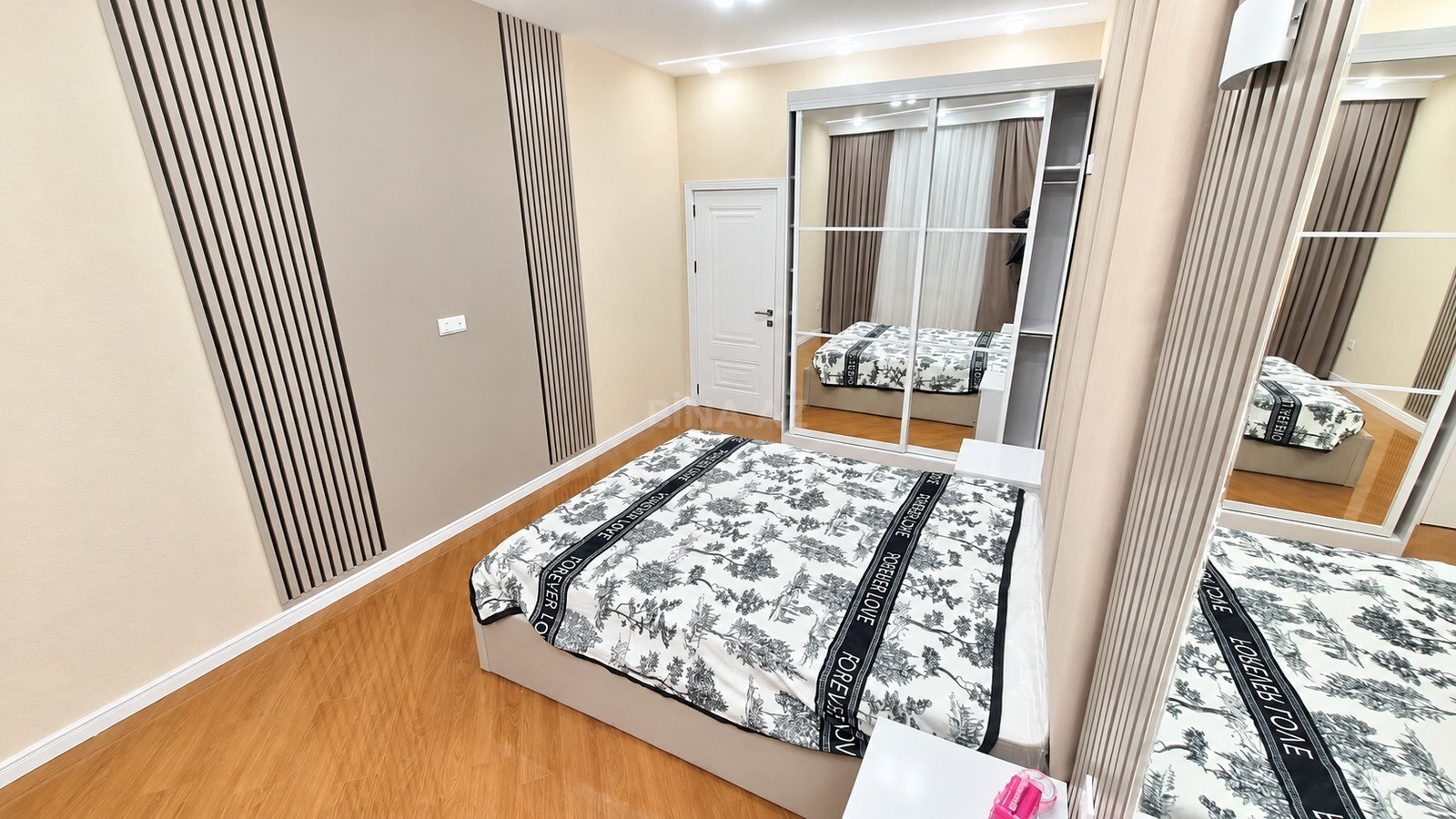 2 otaqlı Yeni tikili, Şah İsmayıl Xətai m., Bakı