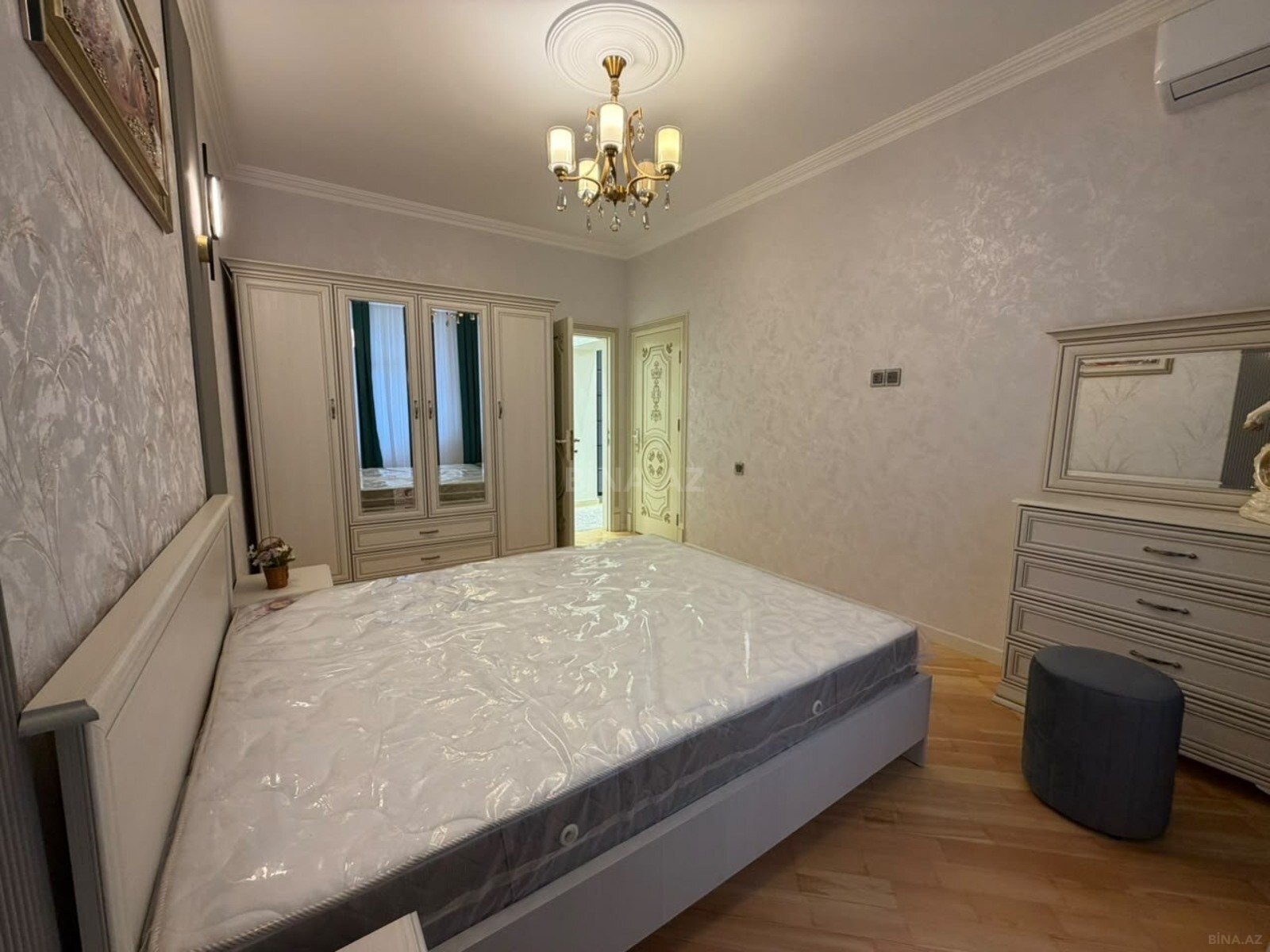 4 otaqlı Yeni tikili, Həzi Aslanov m., Bakı