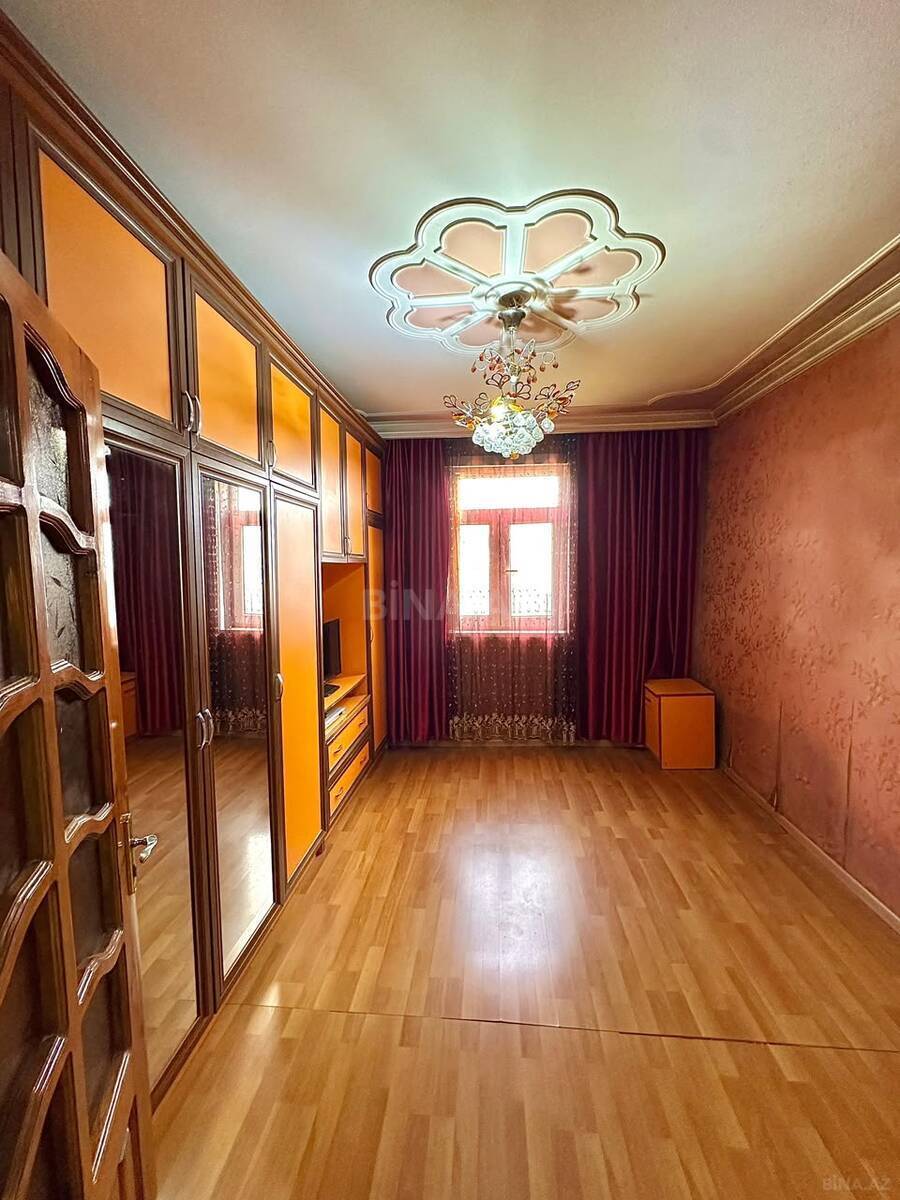 5 otaqlı Köhnə tikili, Gəncə