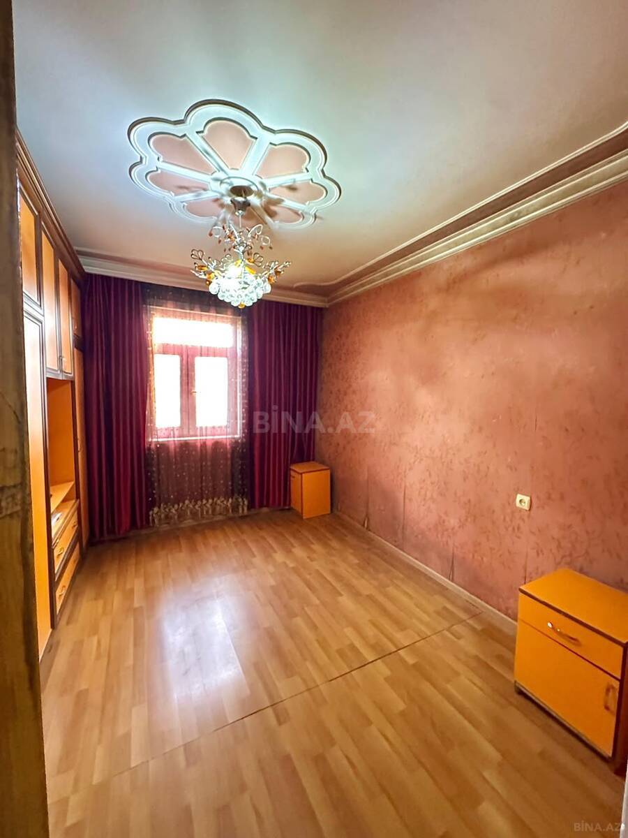 5 otaqlı Köhnə tikili, Gəncə