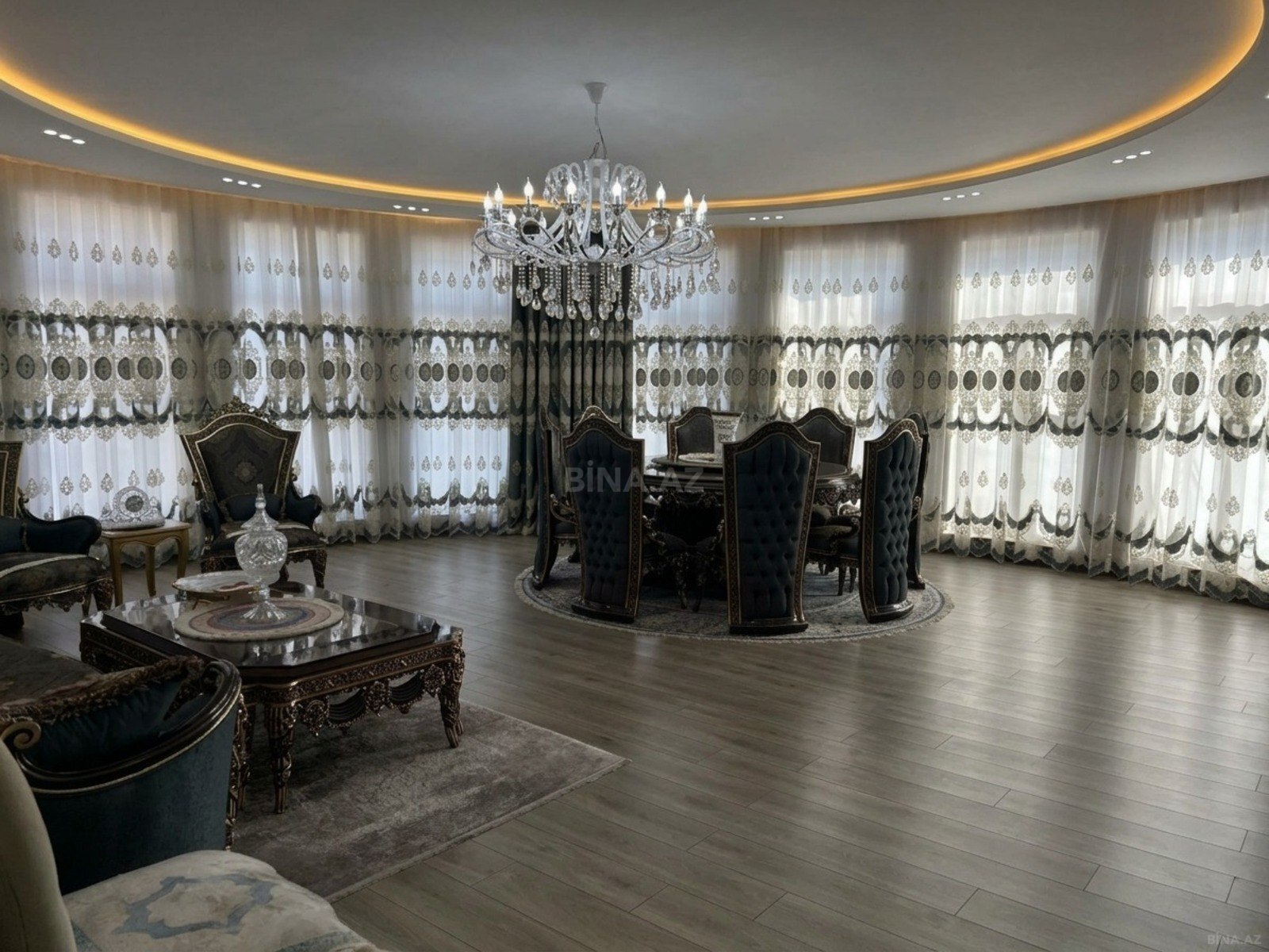 4 otaqlı Yeni tikili, Şah İsmayıl Xətai m., Bakı