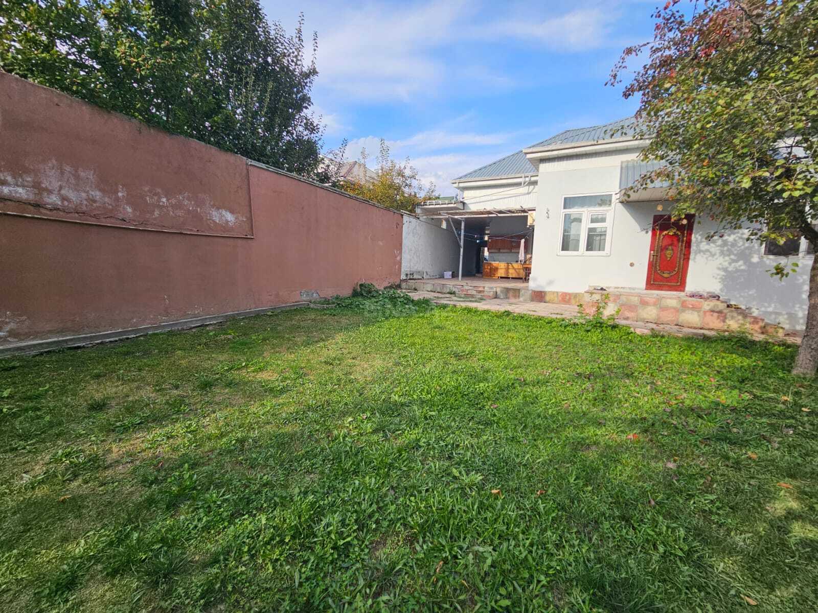 3 otaqlı Həyət evi/Bağ evi, Qəbələ