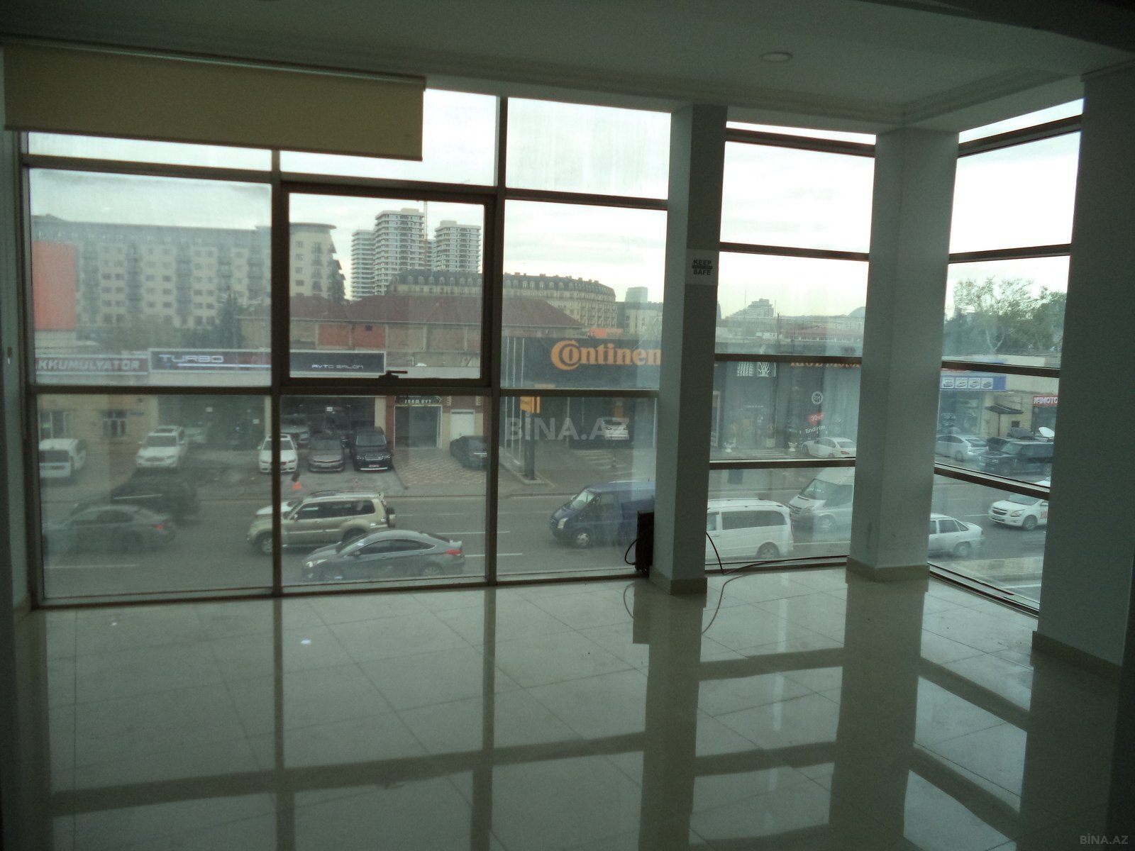 15 otaqlı Ofis, Şah İsmayıl Xətai m., Bakı