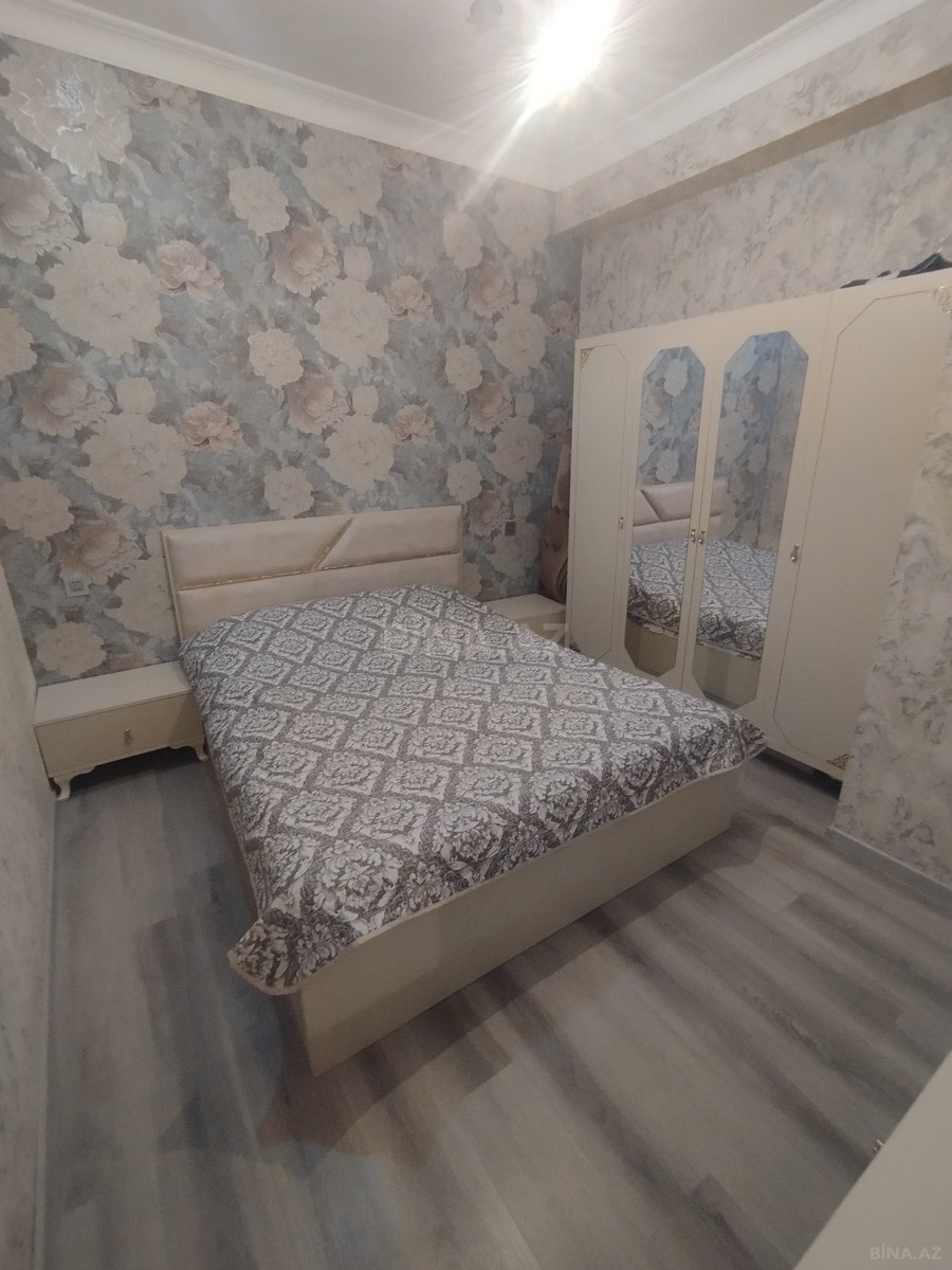 3 otaqlı Yeni tikili, Xırdalan