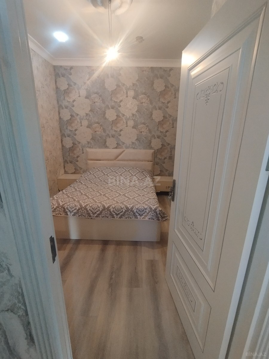 3 otaqlı Yeni tikili, Xırdalan