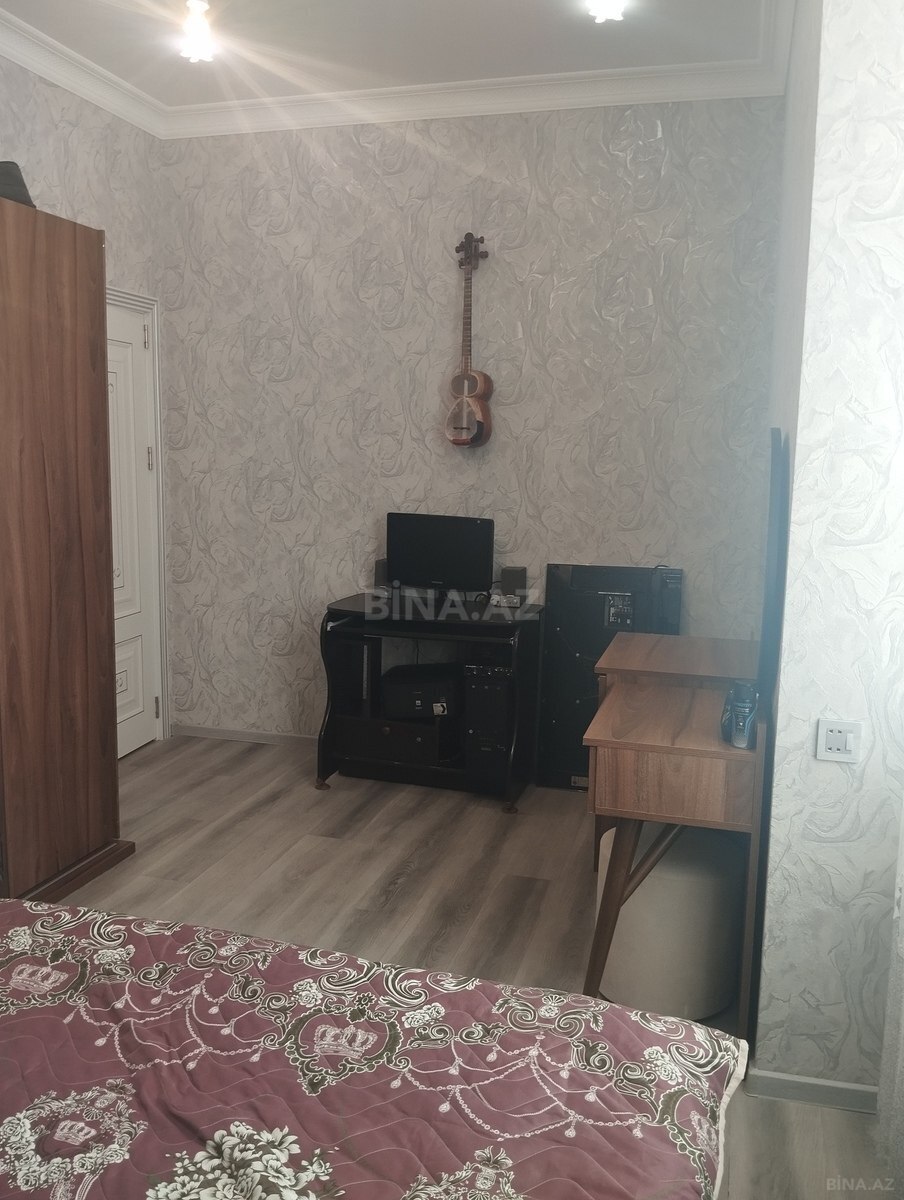 3 otaqlı Yeni tikili, Xırdalan