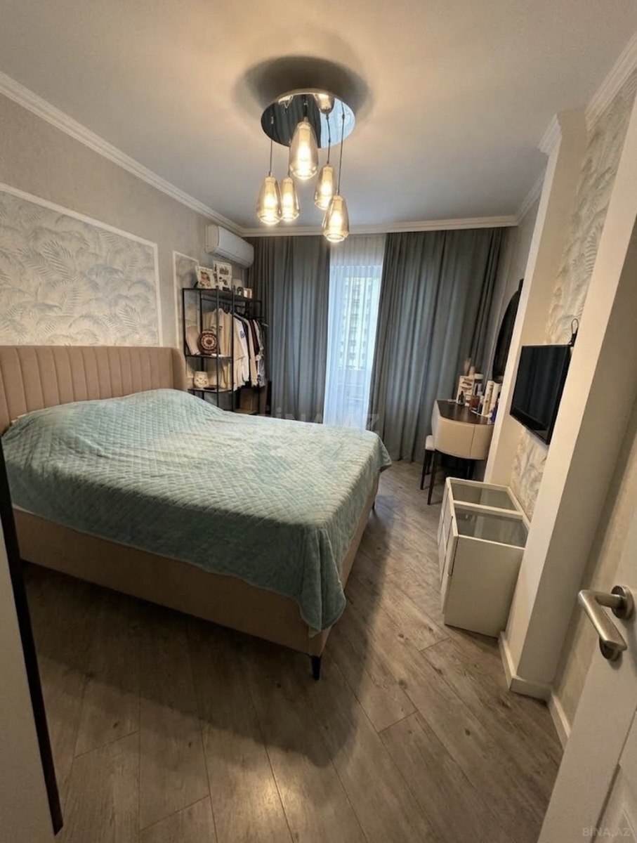 4 otaqlı Köhnə tikili, Həzi Aslanov m., Bakı