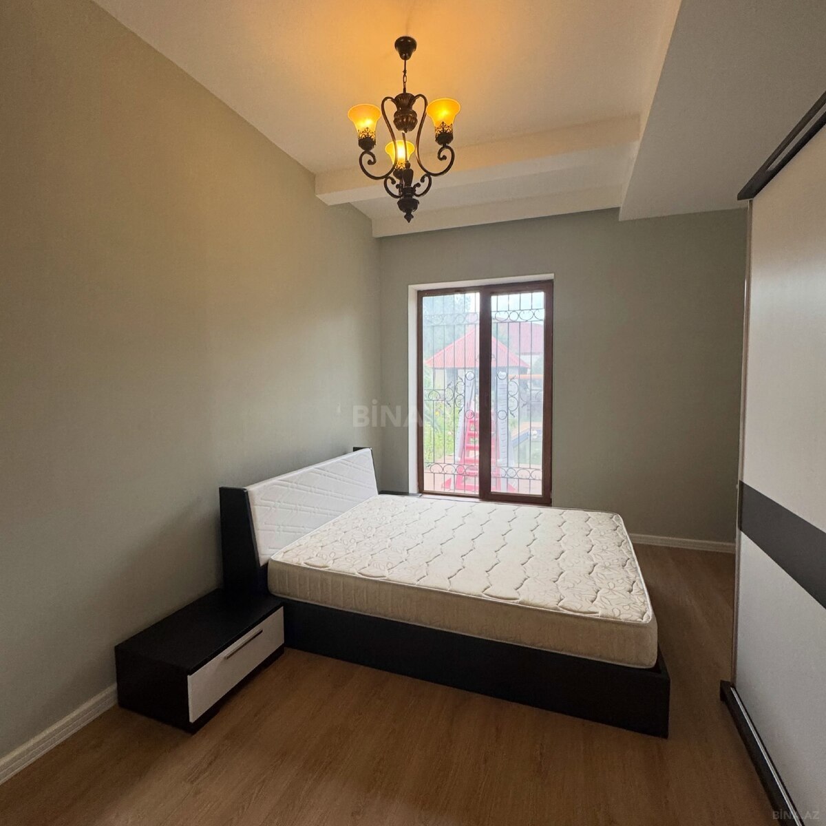 5 otaqlı Həyət evi/Bağ evi, Şüvəlan q., Bakı