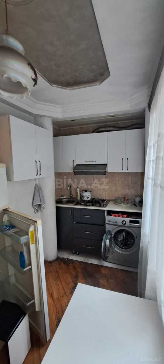 3 otaqlı Köhnə tikili, İnşaatçılar m., Bakı