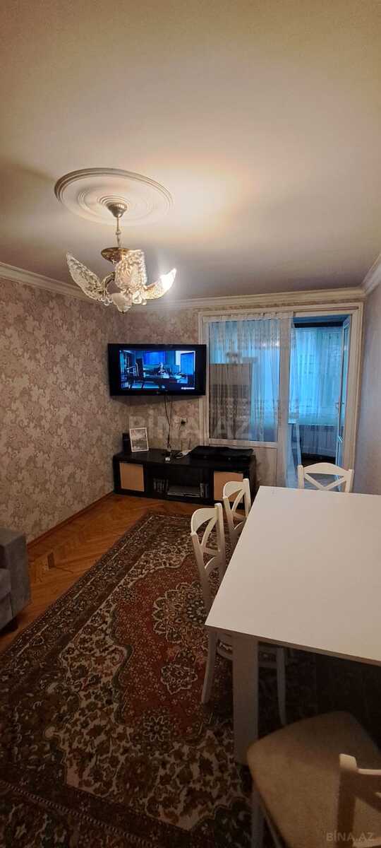 3 otaqlı Köhnə tikili, İnşaatçılar m., Bakı