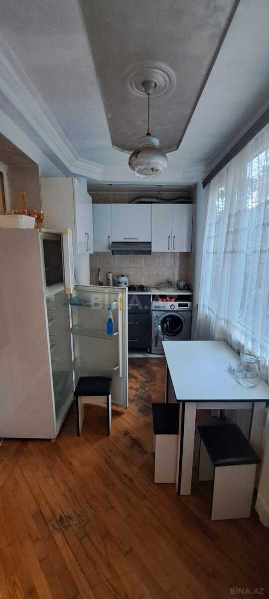 3 otaqlı Köhnə tikili, İnşaatçılar m., Bakı