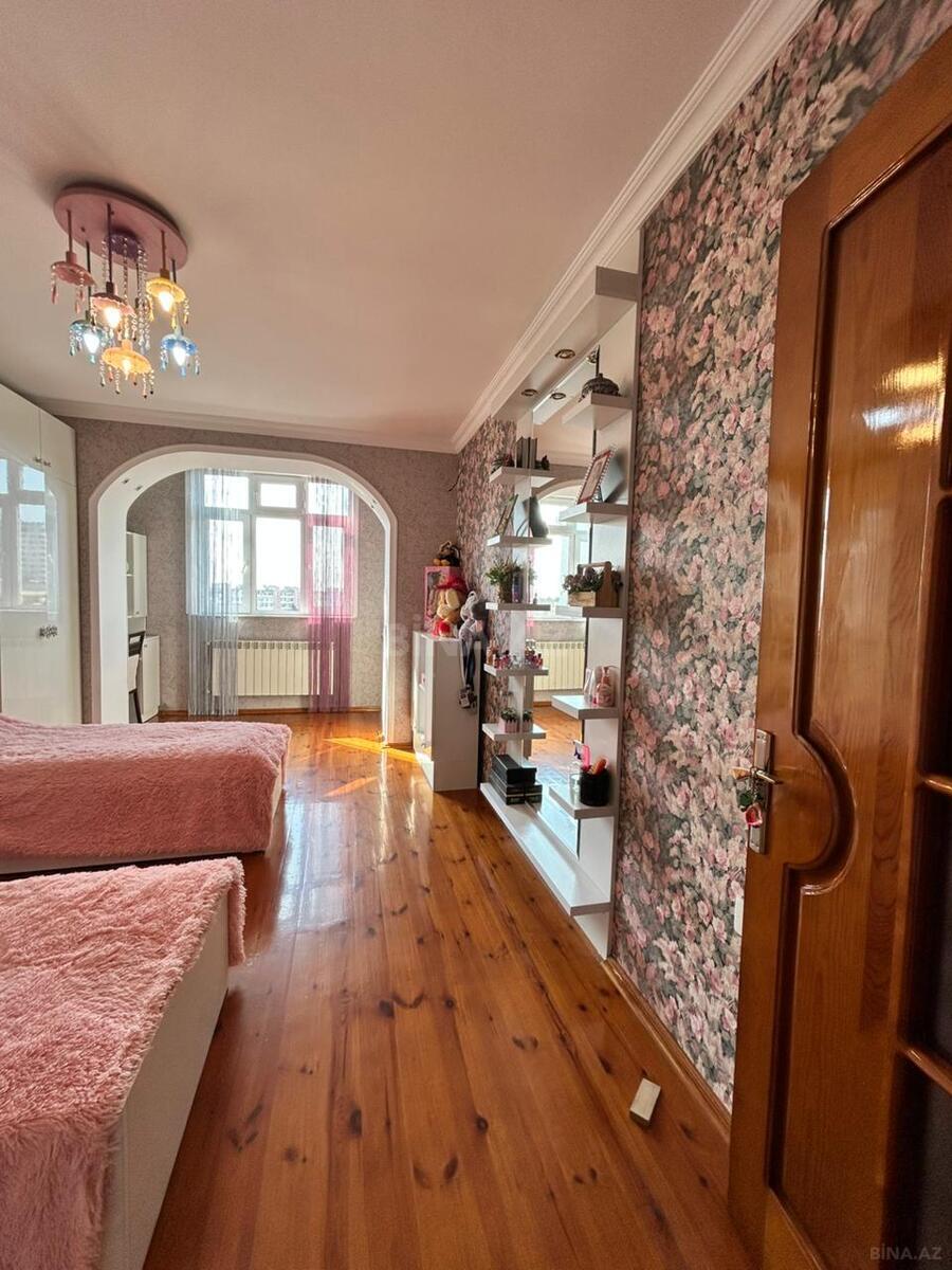 3 otaqlı Köhnə tikili, Həzi Aslanov m., Bakı