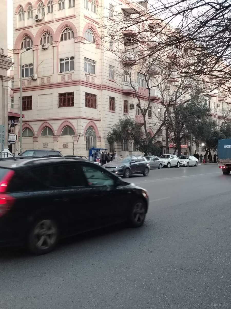 3 otaqlı Köhnə tikili, Nəriman Nərimanov m., Bakı