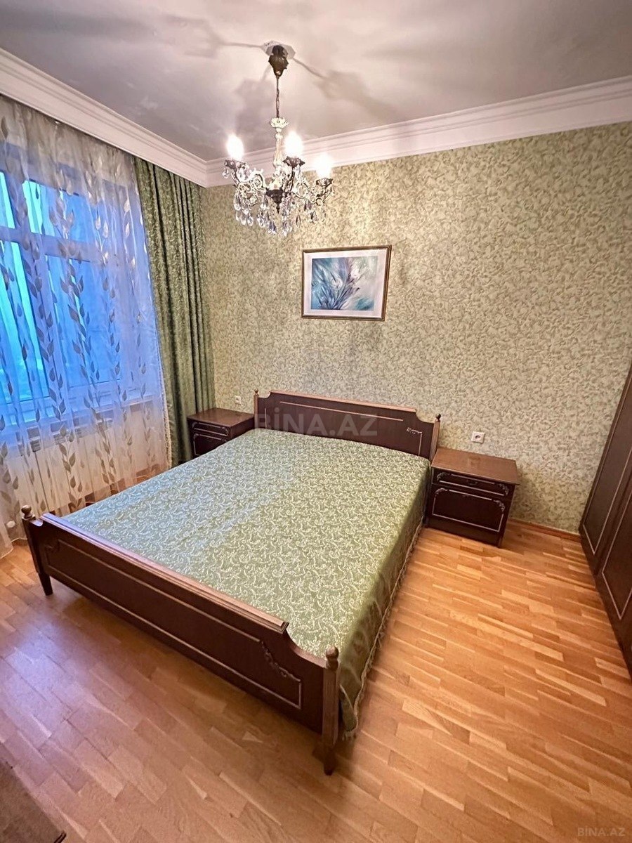 3 otaqlı Köhnə tikili, Əhmədli m., Bakı