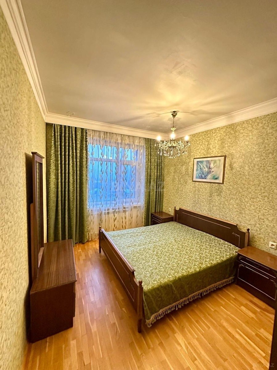 3 otaqlı Köhnə tikili, Əhmədli m., Bakı