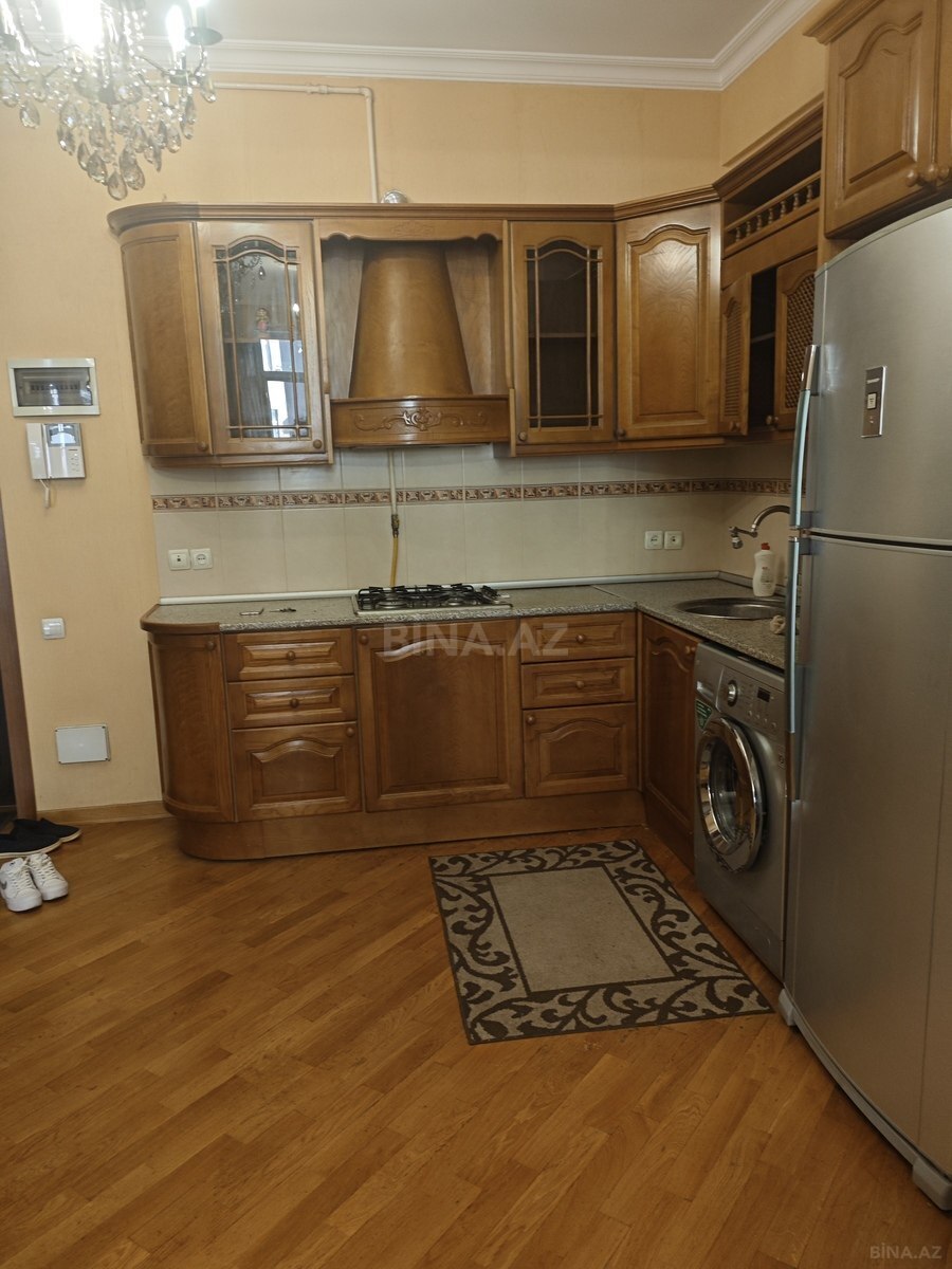 2 otaqlı Yeni tikili, Şah İsmayıl Xətai m., Bakı