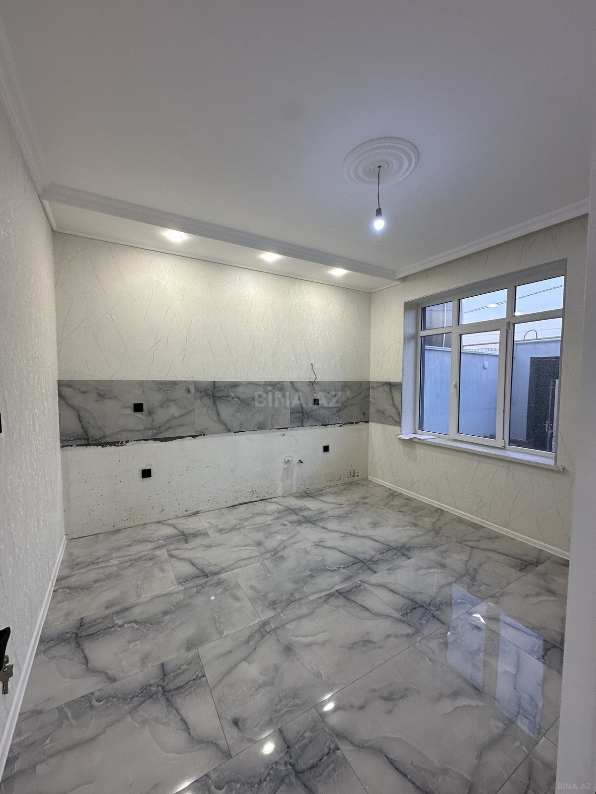 5 otaqlı Həyət evi/Bağ evi, Zabrat q., Bakı