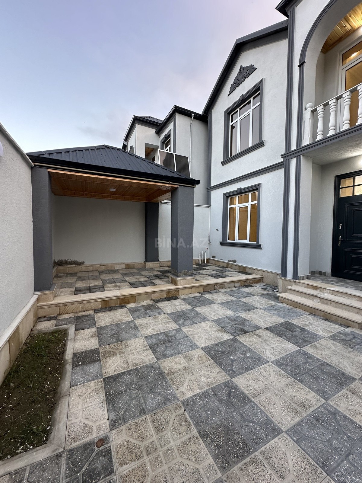 5 otaqlı Həyət evi/Bağ evi, Zabrat q., Bakı