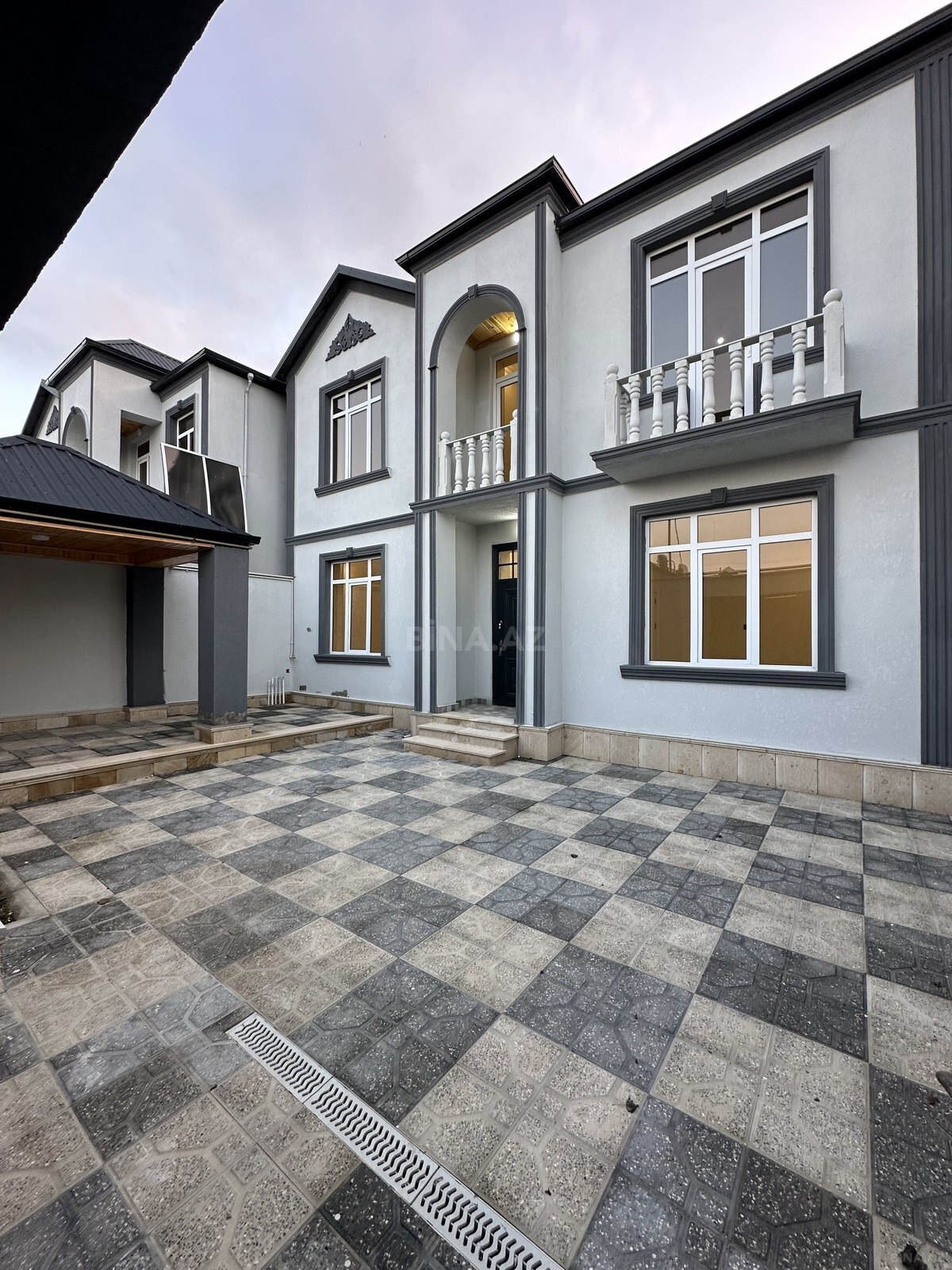 5 otaqlı Həyət evi/Bağ evi, Zabrat q., Bakı