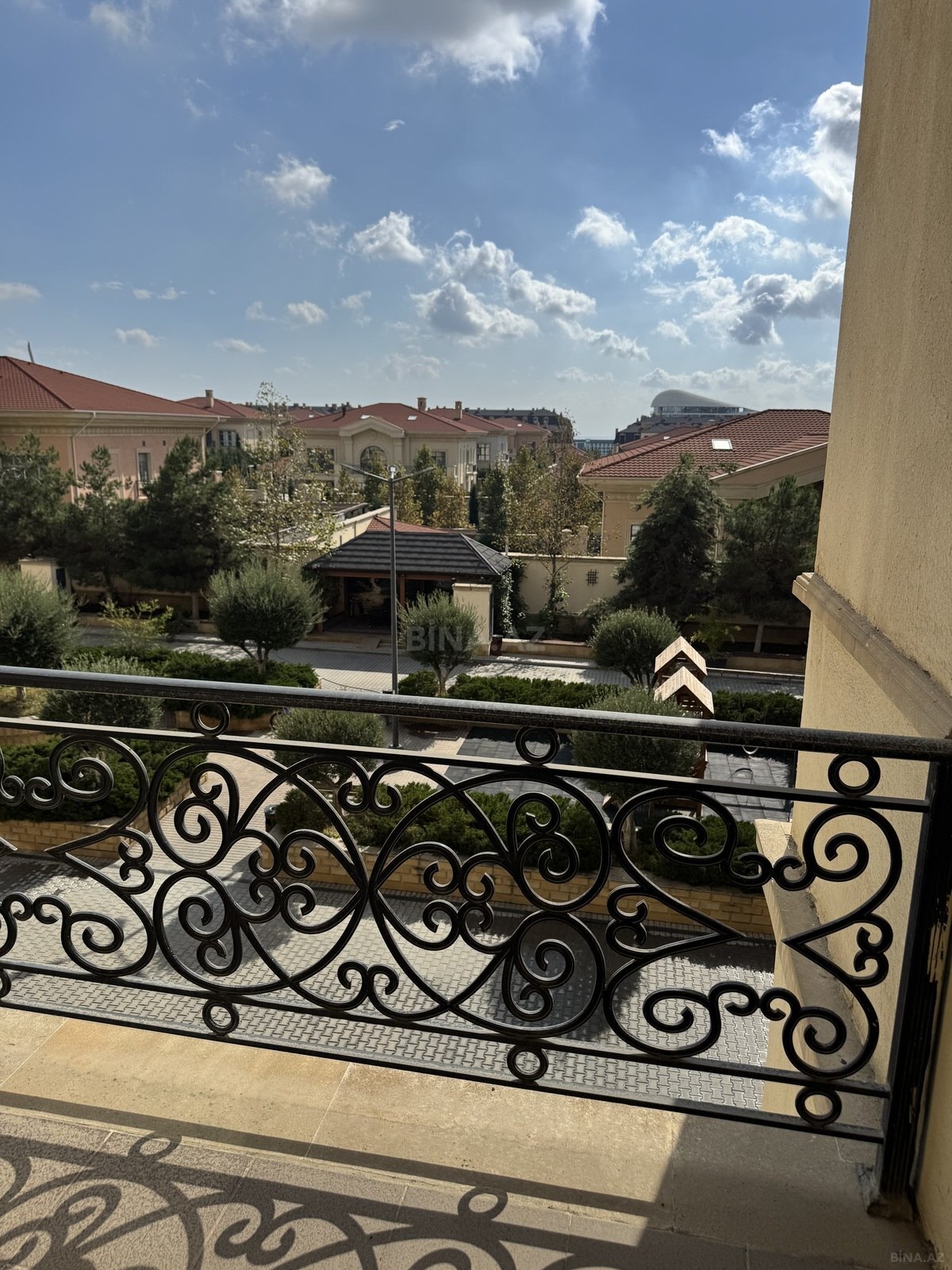 3 otaqlı Yeni tikili, Ağ şəhər q., Bakı