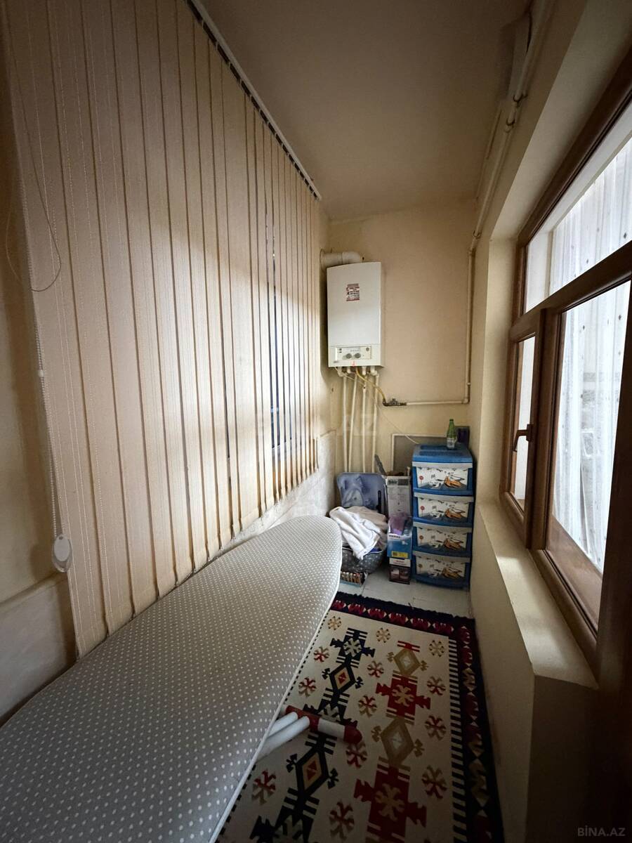 3 otaqlı Köhnə tikili, Həzi Aslanov m., Bakı