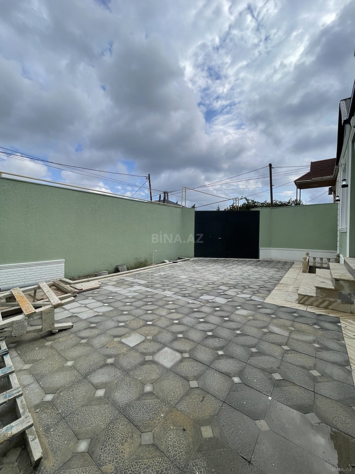 4 otaqlı Həyət evi/Bağ evi, Hövsan q., Bakı