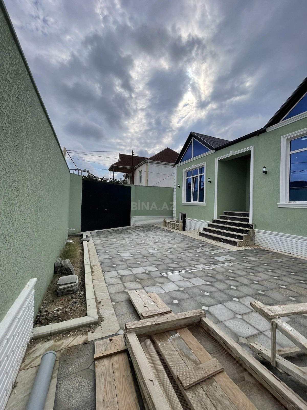 4 otaqlı Həyət evi/Bağ evi, Hövsan q., Bakı