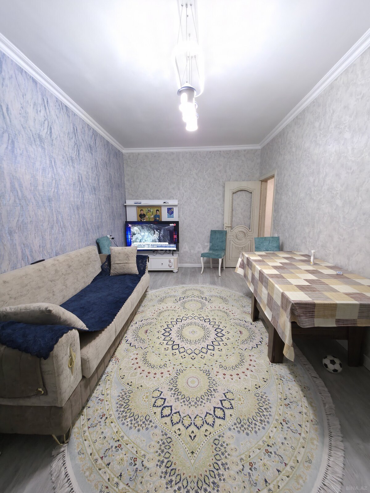 4 otaqlı Köhnə tikili, Bakıxanov q., Bakı