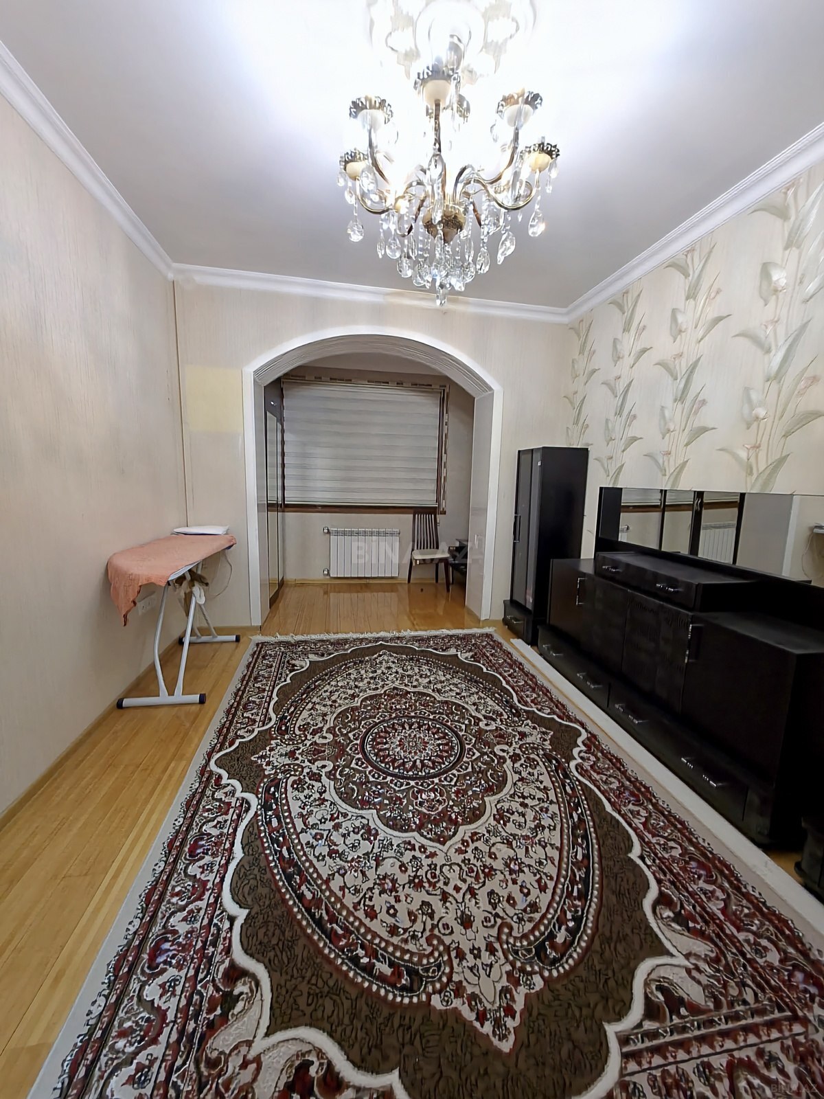 4 otaqlı Köhnə tikili, Bakıxanov q., Bakı