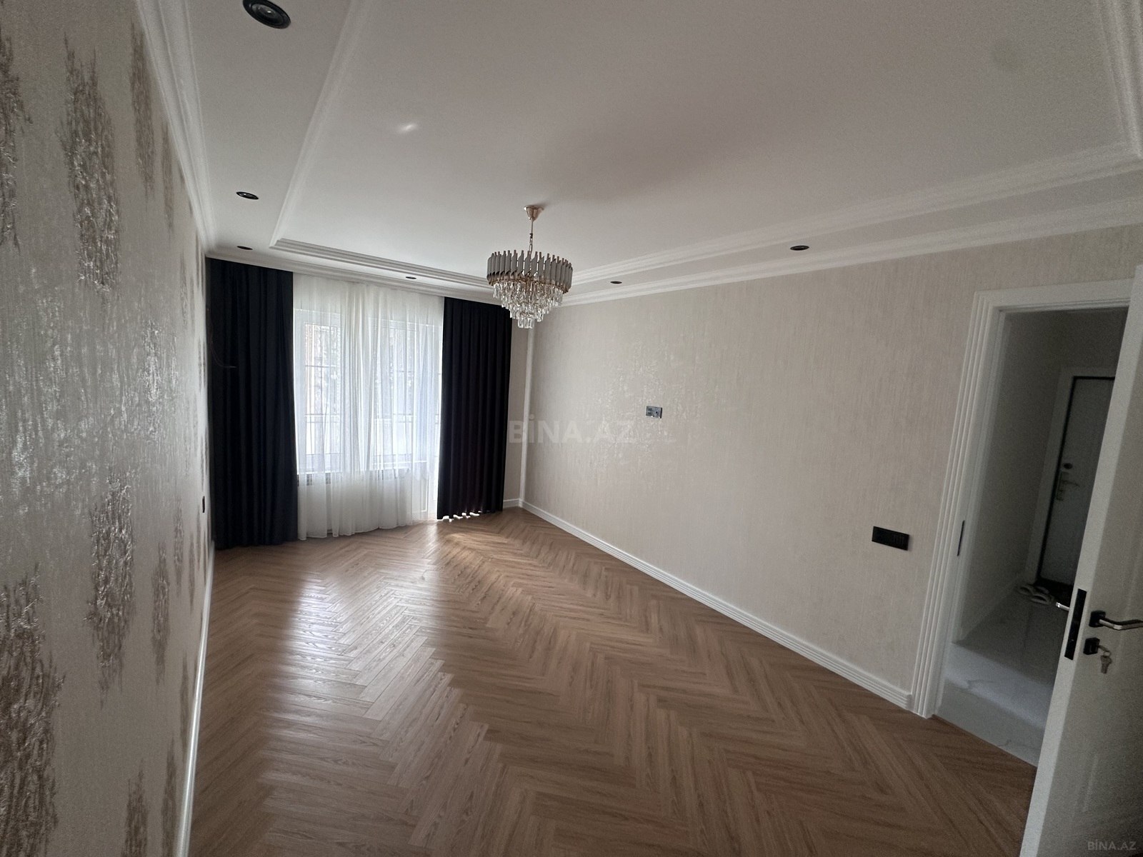 3 otaqlı Köhnə tikili, Azadlıq Prospekti m., Bakı
