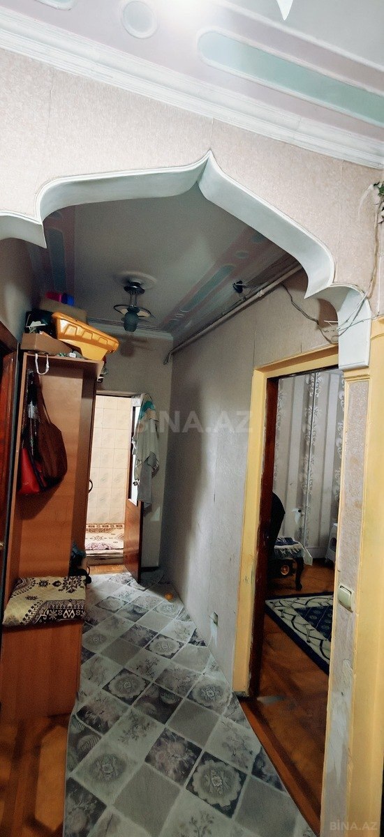 3 otaqlı Köhnə tikili, Xalqlar Dostluğu m., Bakı