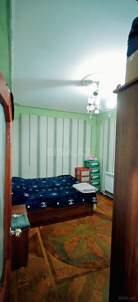 3 otaqlı Köhnə tikili, Xalqlar Dostluğu m., Bakı