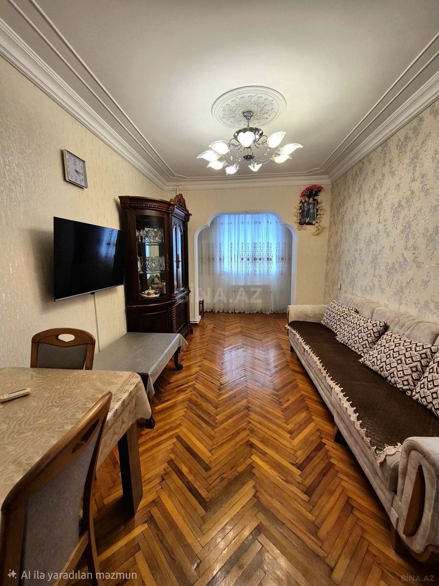 3 otaqlı Köhnə tikili, Əhmədli m., Bakı