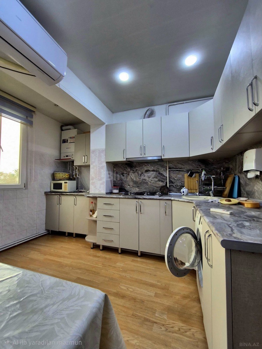 3 otaqlı Köhnə tikili, Əhmədli m., Bakı