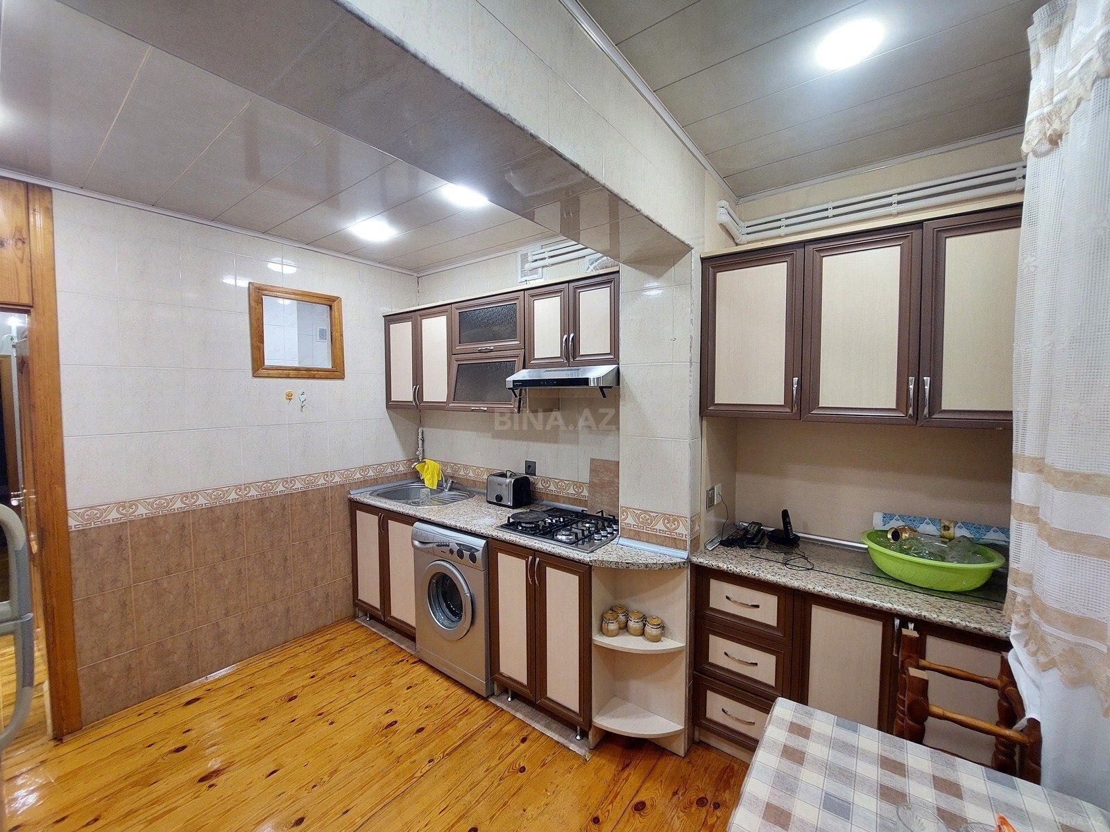 3 otaqlı Köhnə tikili, 7-ci mikrorayon q., Bakı