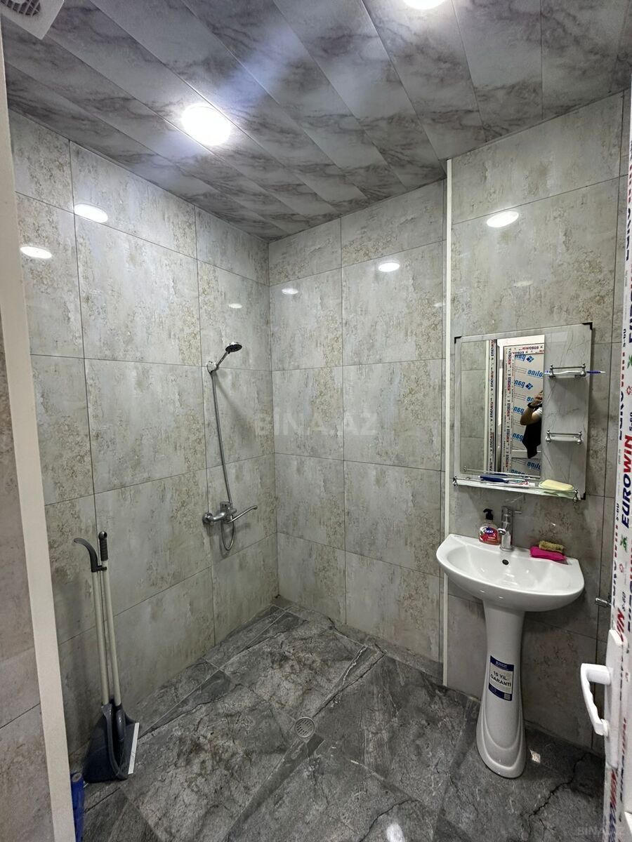 3 otaqlı Yeni tikili, Xırdalan