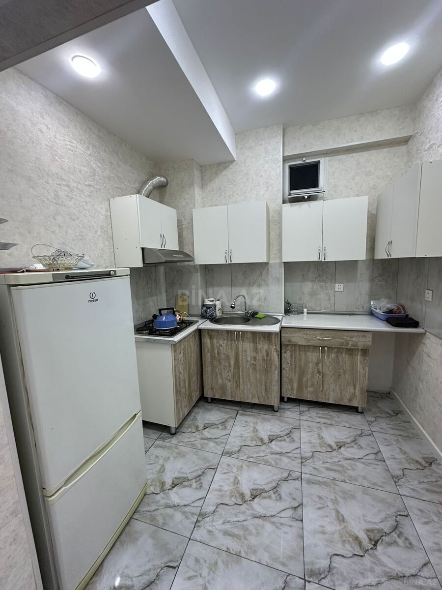 3 otaqlı Yeni tikili, Xırdalan