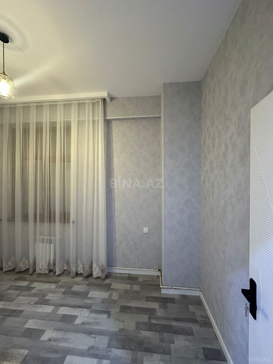3 otaqlı Yeni tikili, Xırdalan