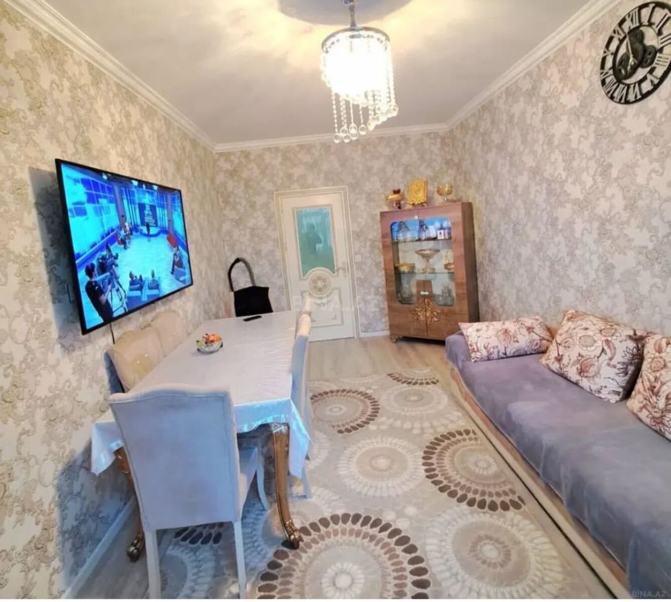 3 otaqlı Köhnə tikili, Memar Əcəmi m., Bakı