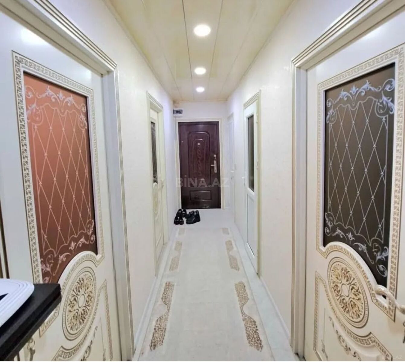 3 otaqlı Köhnə tikili, Memar Əcəmi m., Bakı