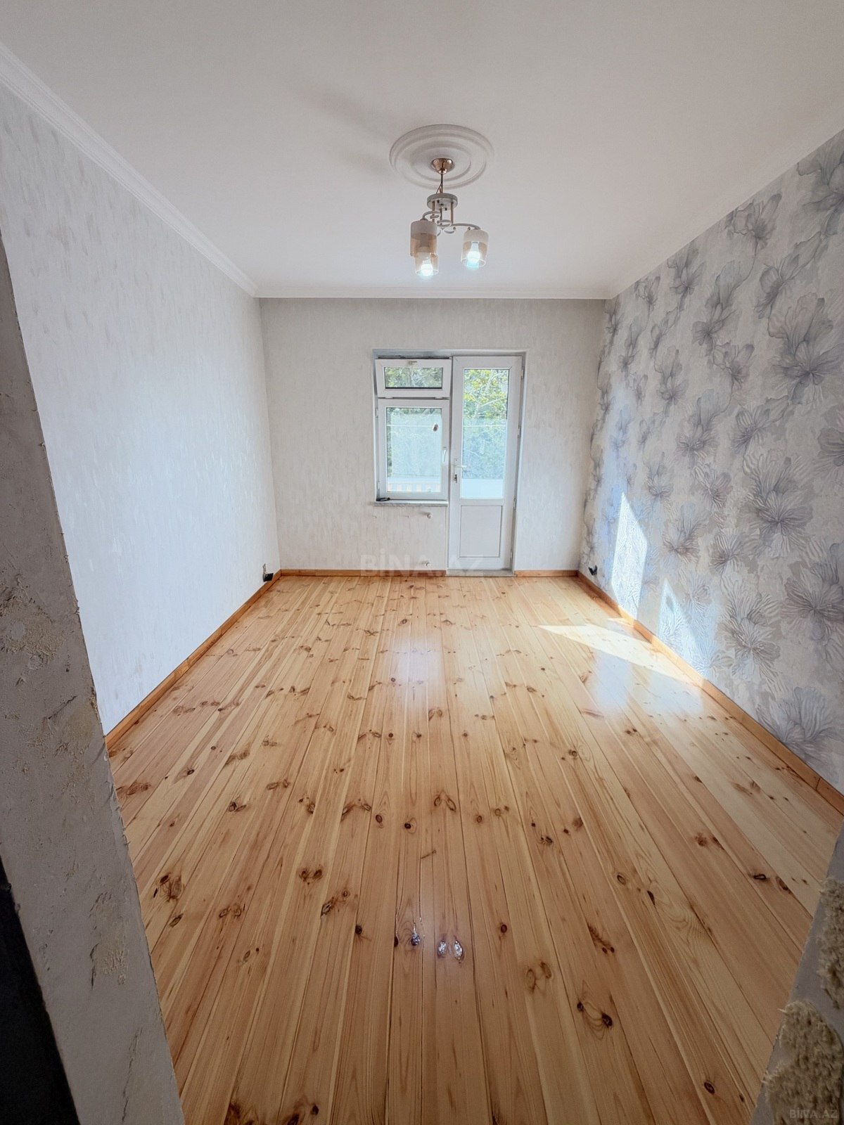5 otaqlı Köhnə tikili, Gənclik m., Bakı