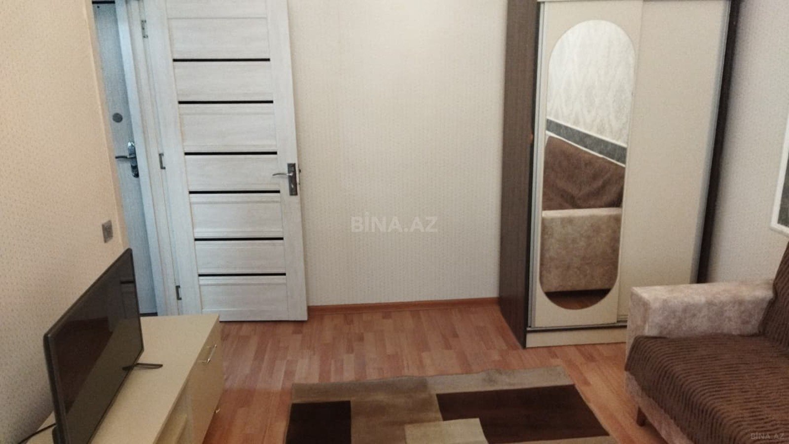 2 otaqlı Köhnə tikili, Memar Əcəmi m., Bakı